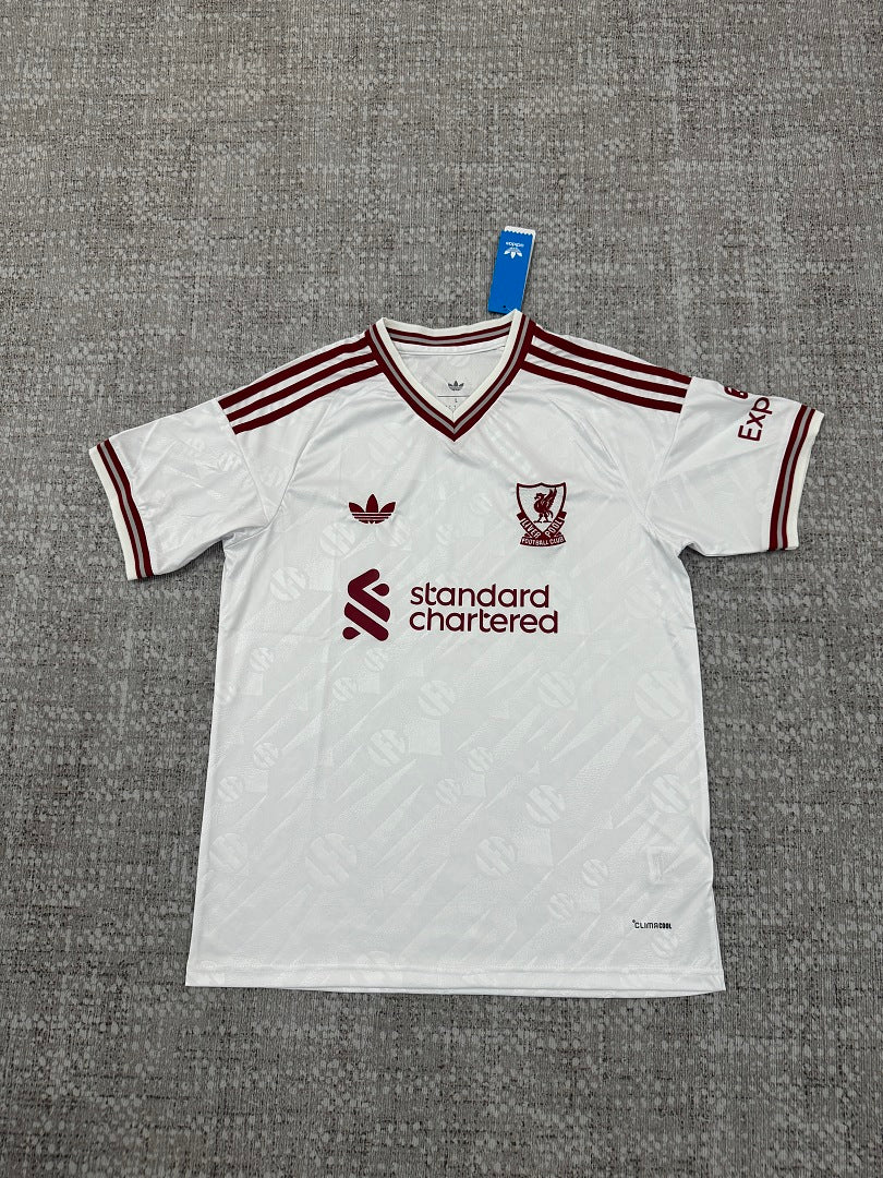2026-27 Liverpool Away - image 3